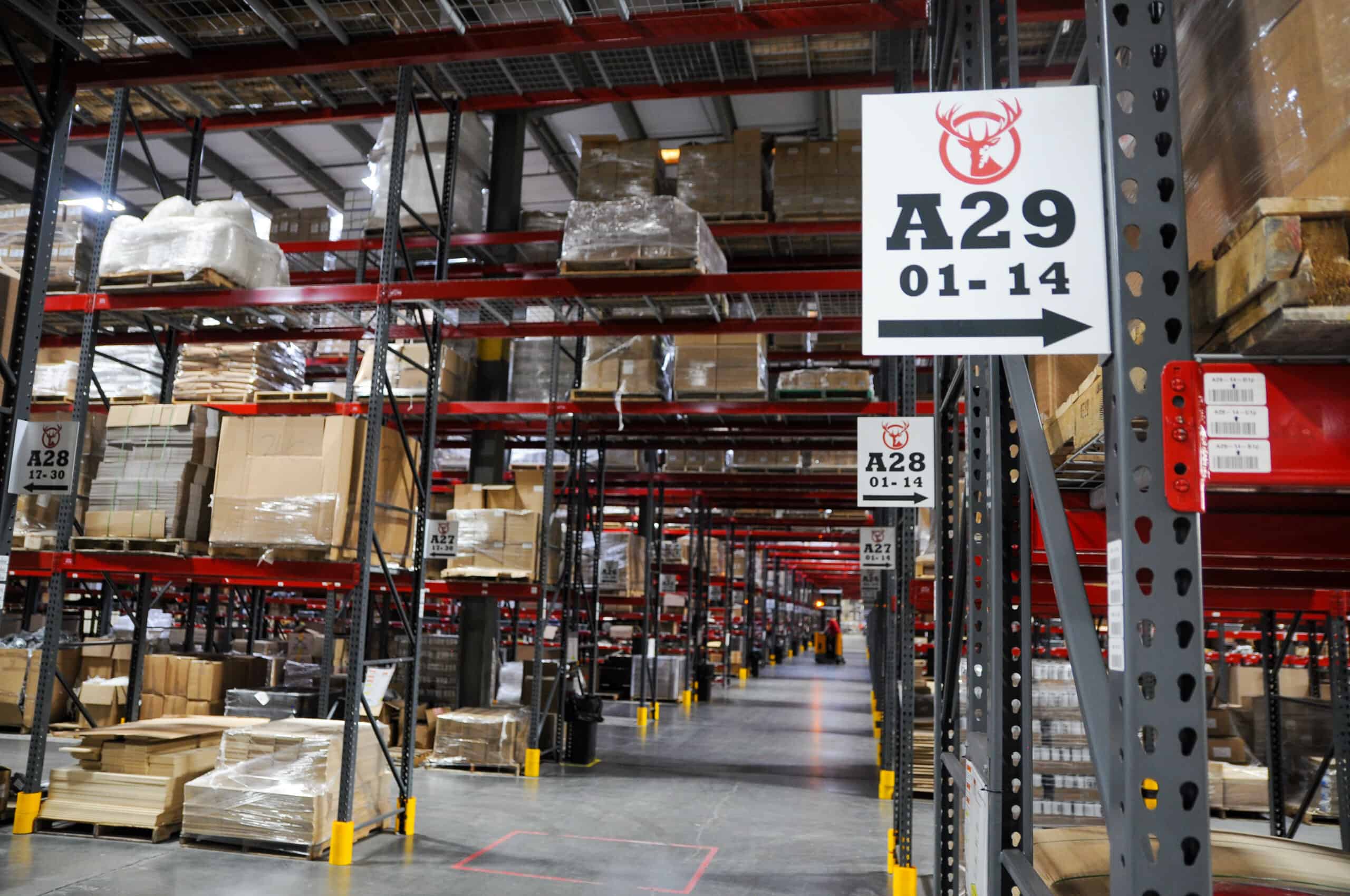 warehouse and logistics: the winning law of chaos